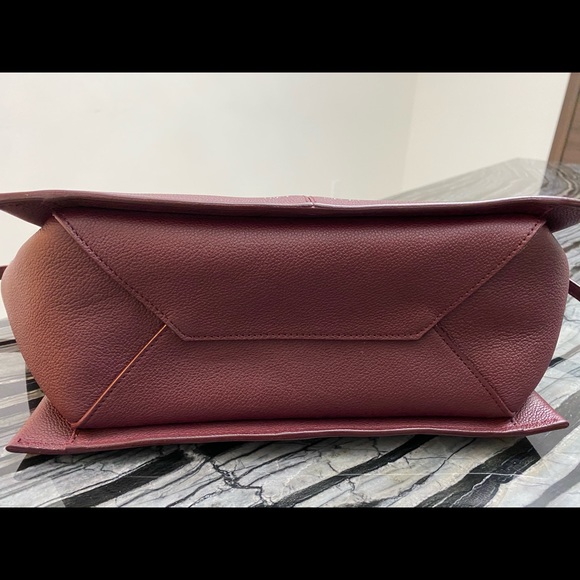‼️Celine Tri-Fold Bag‼️ - Picture 2 of 6